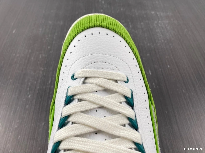 Jordan Low Retro 2 TITAN (W) DV6206-183 1024